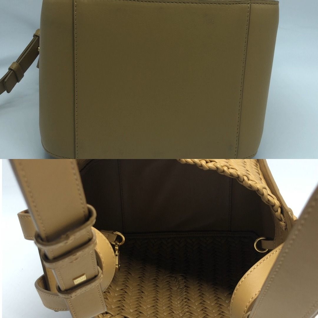 267008225 LOEWE BAG HAMMOCK 2 WAY COMPACT (Category: Luxury Bags & Wallets) located in Taguig. Submitted by ecoring.ph (Listing ID 1457783774, Image 3). Description: ◆CONDITION: AB ◆DESCRIPTIONS: (Other defects/info:) The body and bottom of the bag have minimal scratches and show visible signs of use. Overall, the bag remains in good and almost-new condition. ◆SIZE: ⁎WIDTH: 21cm. (approximately only) *HEIGHT: 19cm. (approximately only) ⁎DIAMETER: