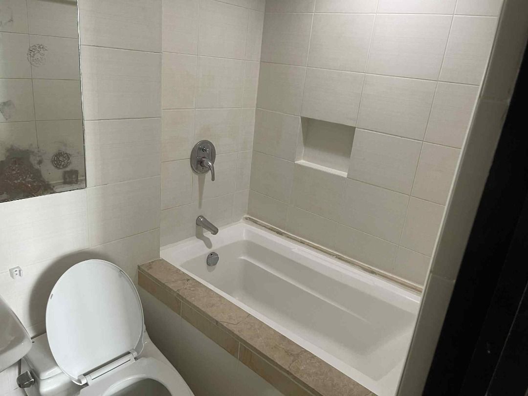 2BR Lancaster Condotel For Rent (Category: Apartments & Condos) located in Quezon City. Submitted by froilanjazz (Listing ID 1457902807, Image 1). Description: 63.83 sq meters, 2 BR fully furnished condotel along Shaw Boulevard, walking distance to MRT Shaw, Megamall, Shangrila Mall. 2 BR condotel for rent 🏢 Location: Lancaster Hotel in Mandaluyong 💓 29th floor 💓 Floor Area: 63.83 sqm ⭕️ 2 Bedrooms ⭕️ 2 toilets and bath ⭕️ 1 laundry area 💓 FU
