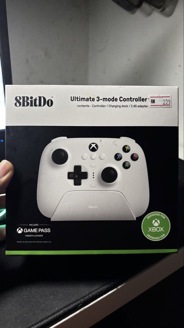 8BitDo Ultimate 3-mode Controller (Category: Controllers) located in Skudai. Submitted by mankim67 (Listing ID 1457882813, Image 1). Description: Bought it but never got around to using it, so letting it go to someone who will actually use can connect to any device you got ,suitable for fps like cod or siege, price can nego RTS: i prefer playstation layout.