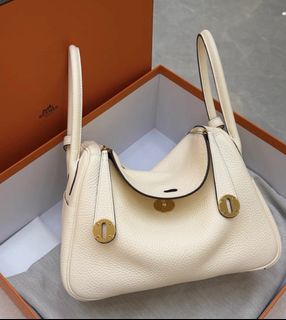 （分類：）位於 。 由 bellize.luxury 提交（商品編號 1457882945，圖片 1）。簡介： 。