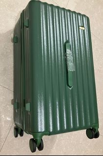 （分類：）位於 。 由 akousell54834 提交（商品編號 1457863688，圖片 1）。簡介： 。