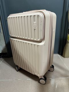 （分類：）位於 。 由 iakkk 提交（商品編號 1457809471，圖片 1）。簡介： 。
