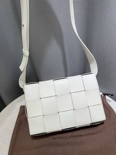 (Category: ) located in . Submitted by millenlavish_outlet (Listing ID 1457775888, Image 1). Description: .