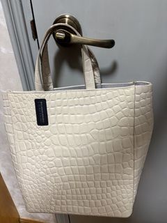 （分類：）位於 。 由 seagull18 提交（商品編號 1457857061，圖片 1）。簡介： 。