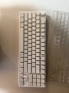 （分類：）位於 。 由 562.s 提交（商品編號 1457814696，圖片 1）。簡介： 。