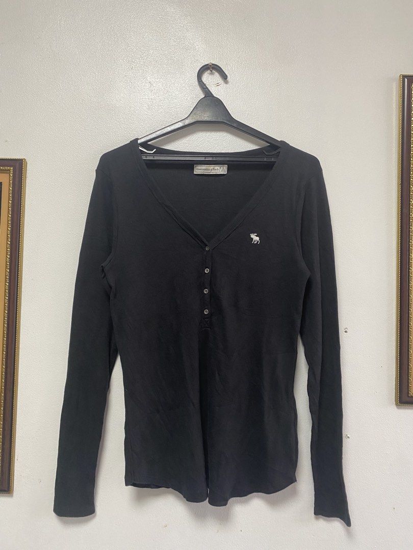 Abercrombie longsleeve (Category: Longsleeves) located in Las Pinas. Submitted by mark2k05 (Listing ID 1457802525, Image 1). Description: .