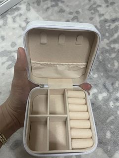 (Category: ) located in . Submitted by usedwithlove.nurul95 (Listing ID 1457830173, Image 1). Description: .