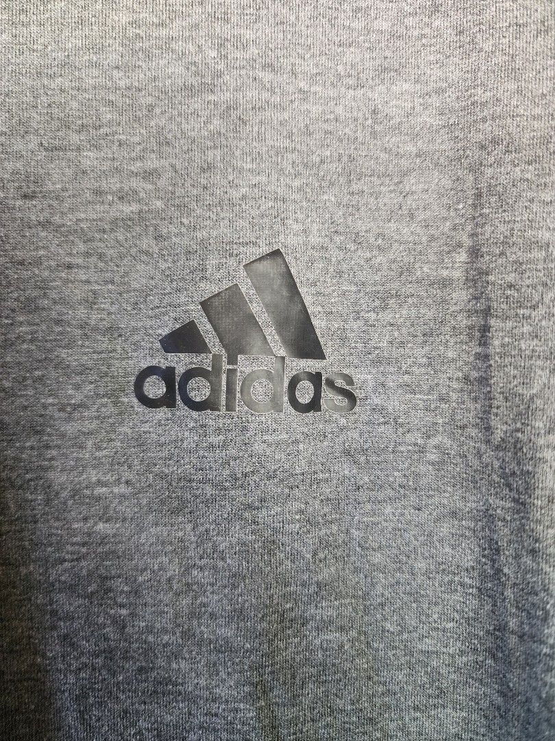 Adidas sports tshirt (Category: Activewear) located in Real. Submitted by raphy2019 (Listing ID 1457745809, Image 2). Description: .