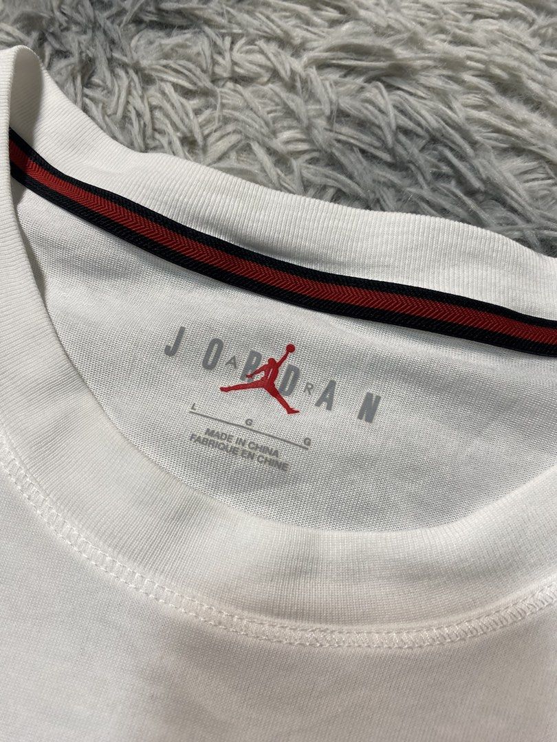 Air Jordan Shirt (Category: Tshirts & Polo Shirts ) located in Solano. Submitted by solothrifting (Listing ID 1457773344, Image 3). Description: Air Jordan Shirt Condition: 9.5/10 dot stain Size on tag: L.