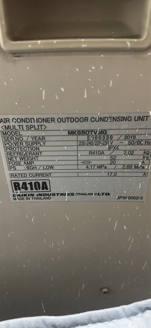 Aircon system2 (Category: Air Conditioners & Heating) located in Singapore. Submitted by moto123 (Listing ID 1457742532, Image 2). Description: System 2 Daikin lightly used 12k&9k price is not included installation and delivery..