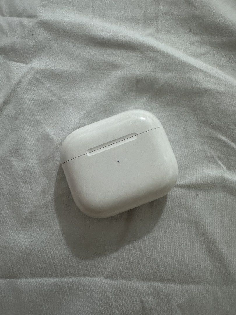 airpods 3rd gen (Category: Earphones) located in Pasay City. Submitted by gotchikucart (Listing ID 1457812328, Image 1). Description: .
