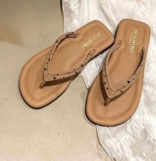 (Category: ) located in . Submitted by accessories1234 (Listing ID 1457902511, Image 1). Description: .