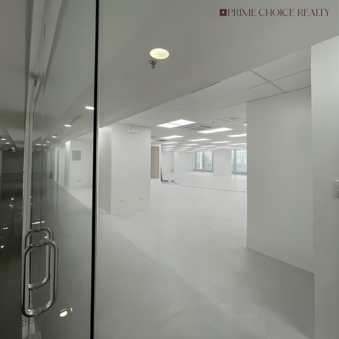 Alveo Financial Tower (Category: Commercial) located in Quezon City. Submitted by primechoicerealtyinc (Listing ID 1457760792, Image 3). Description: FOR LEASE | Alveo Financial Tower Office space available with price adjustment. Property Details: • 4 units combined • 108 sqm per unit • Units can be rented individually or as a whole block Asking: ₱1,200/sqm/month + VAT + CUSA • Negotiable for serious offers • Viewing available during office hours