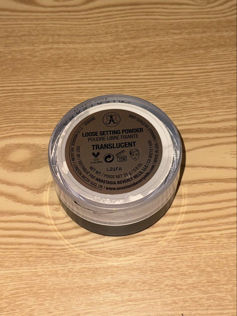 Anastasia Beverly Hills Translucent Loose Setting Powder (Category: Makeup) located in Taguig. Submitted by juju.archives (Listing ID 1457833205, Image 2). Description: - Net Weight: 25g / 0.88 oz -90% full -shade: translucent -bought from Hayley’s makeup stash from IG -rfs: switched to chanel.