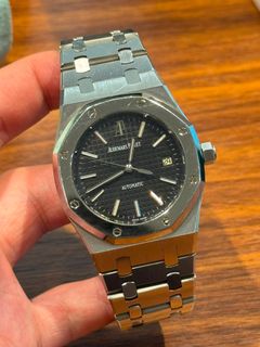 (Category: ) located in . Submitted by thewatchproject.sg (Listing ID 1457800261, Image 1). Description: .
