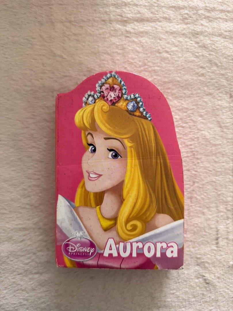 Aurora - Disney Princess (Category: Storybooks) located in Santiago. Submitted by bookworm_club (Listing ID 1457726737, Image 1). Description: 📚no cancellation, return or exchange. 📚secondhand books. some books are in good condition while some has minimal flaws (foxing, creases, dog-eared pages, etc.) 📚reasonable haggling is allowed. 💰MOP: For same day pickup - CASH & BANK TRANSFER For shipping or scheduled pickup - BANK TRANSFER 🚚MOD: •Stor
