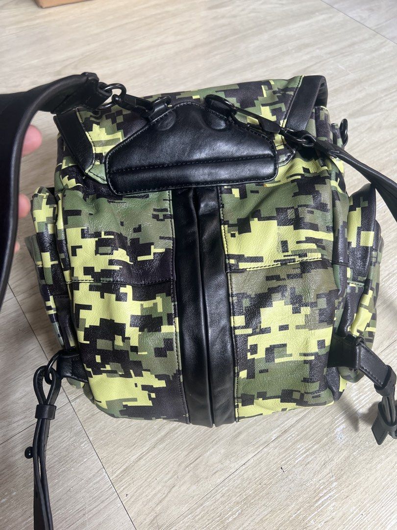 Authentic Alexander Wang Mens Backpack/shoulder strap (Category: Luxury Bags & Wallets) located in San Antonio. Submitted by kimbags (Listing ID 1457720974, Image 2). Description: Ang ganda😍 Unised Large size No major issues Excellent condition .