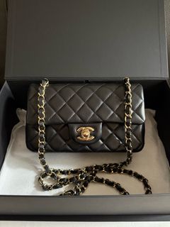 (Category: ) located in . Submitted by luxurysir (Listing ID 1457726003, Image 1). Description: .