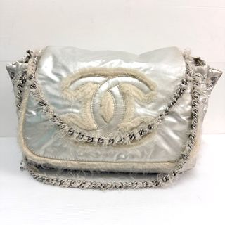 (Category: ) located in . Submitted by vintagebrandedstore (Listing ID 1457902564, Image 1). Description: .