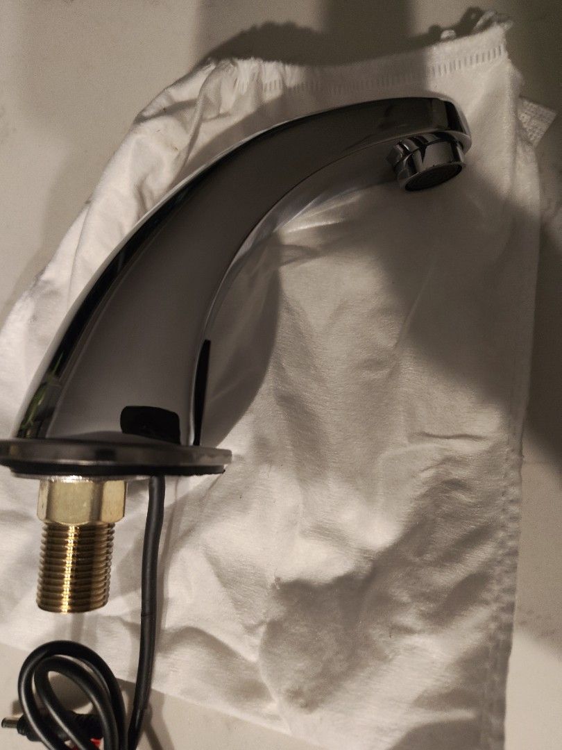 Automatic Tap (Category: Bathroom & Kitchen Fixtures) located in Singapore. Submitted by jessl18 (Listing ID 1457823768, Image 1). Description: easy to install automatic Tap Automatic tap, sensor faucet, motion sensor tap, touchless faucet, automatic sensor tap, hands free tap, touch free faucet, smart tap, infrared tap, basin tap, bathroom faucet, sink tap, chrome tap, chrome faucet, automatic water tap, motion detector tap, touchless basin fauc