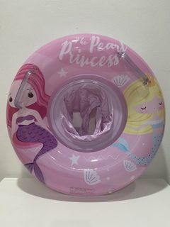 (Category: ) located in . Submitted by baby.wonders (Listing ID 1457773991, Image 1). Description: .