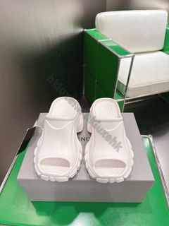 （分類：）位於 。 由 hkluxehk 提交（商品編號 1457798802，圖片 1）。簡介： 。