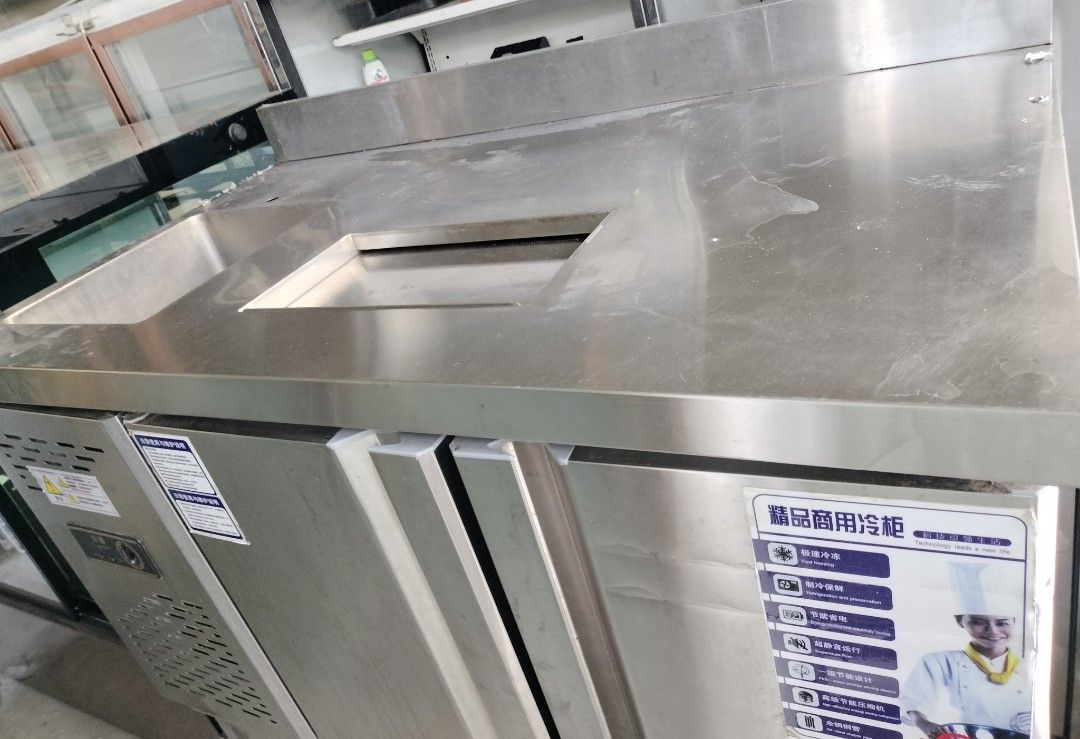 BAR UNDERCOUNTER CHILLER WITH SINK AND ICEBIN 1.2METER (Category: Refrigerators and Freezers) located in Taguig. Submitted by jasminefuentes286 (Listing ID 1457844611, Image 2). Description: .