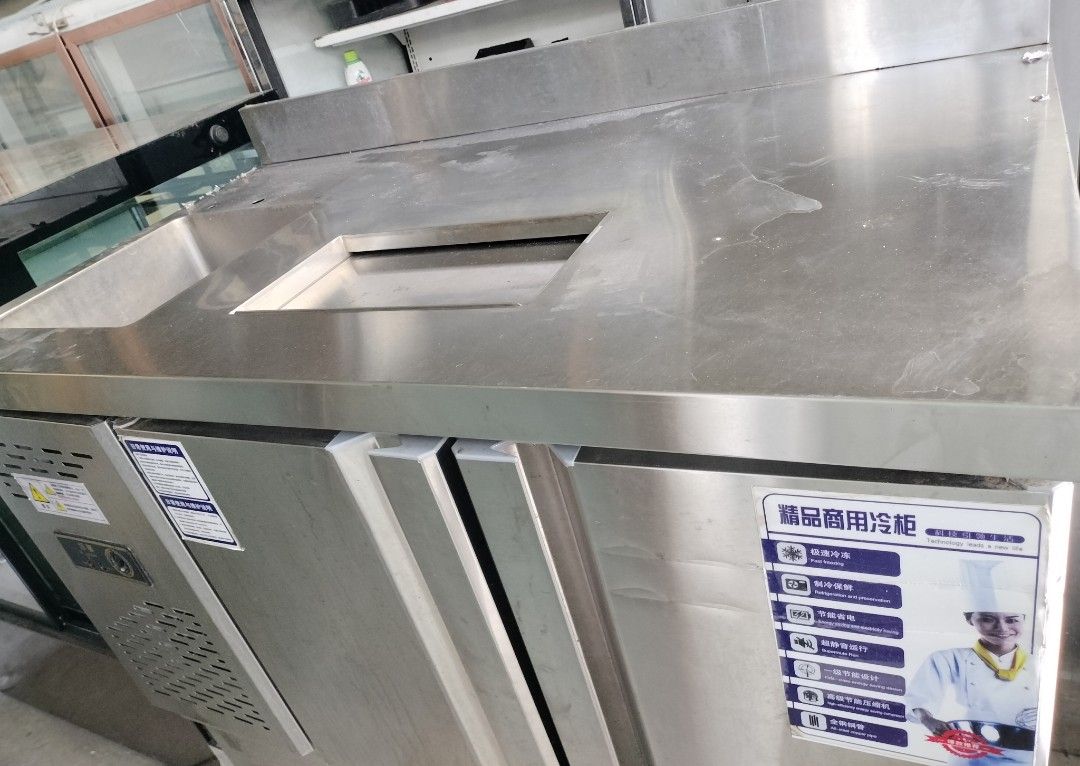 BAR UNDERCOUNTER CHILLER WITH SINK AND ICEBIN 1.2METER (Category: Refrigerators and Freezers) located in Taguig. Submitted by jasminefuentes286 (Listing ID 1457844611, Image 3). Description: .