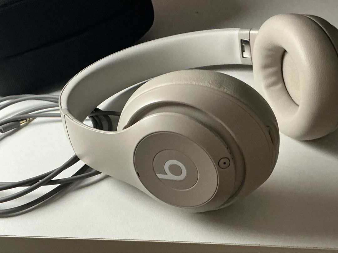 Beats Studio Pro Sandstone w/ AppleCare+ (Category: Headphones & Headsets) located in Cabuyao City. Submitted by zieeann (Listing ID 1457806030, Image 1). Description: Beats Studio Pro – Sandstone - Pristine / excellent condition - Complete with original case & audio cable - AppleCare+ until December 15, 2027 - Charger not included No major scratches or damage. Well taken care of and fully working. Message me if interested! .