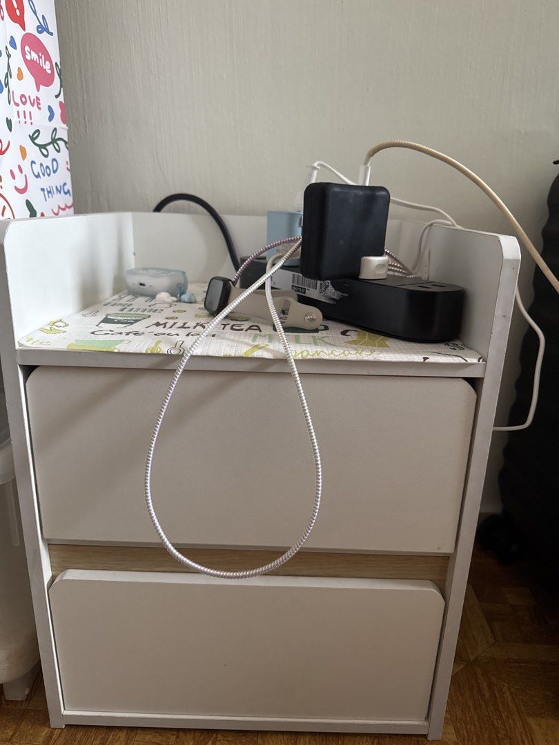 Bedside table (Category: Shelves, Cabinets & Racks) located in Singapore. Submitted by jess_han20 (Listing ID 1457738324, Image 1). Description: - White bedside table with two drawers - Free collection from my Home - will give details in pm -to be collected by 28/8 noon.