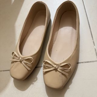 (Category: ) located in . Submitted by shop__dnce (Listing ID 1457877053, Image 1). Description: .