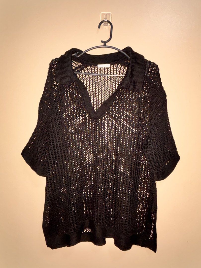 Black Collared Knit Top (Category: Blouses) located in Leyte. Submitted by modernpersephone (Listing ID 1457867515, Image 2). Description: - Black knit top - Collared neckline - Short sleeves - Open weave, sheer fabric - Ideal for layering or wearing on its own - Versatile wardrobe addition Small-Large Unisex.