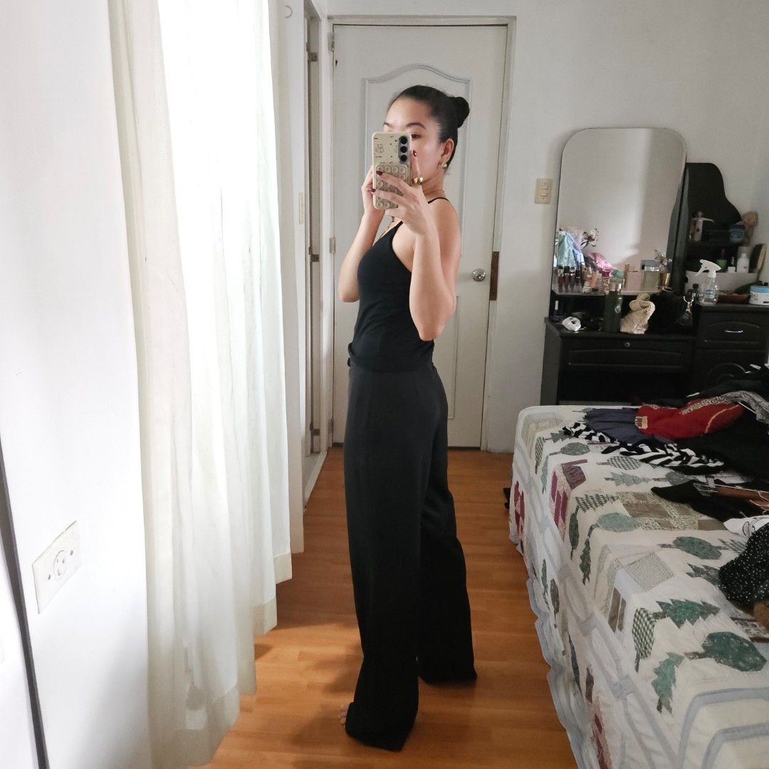 Black trousers (Category: Other Bottoms) located in Carmona. Submitted by simplestashph (Listing ID 1457824889, Image 2). Description: 0105 BLACK TROUSERS W 28 L 40 PHP 350.