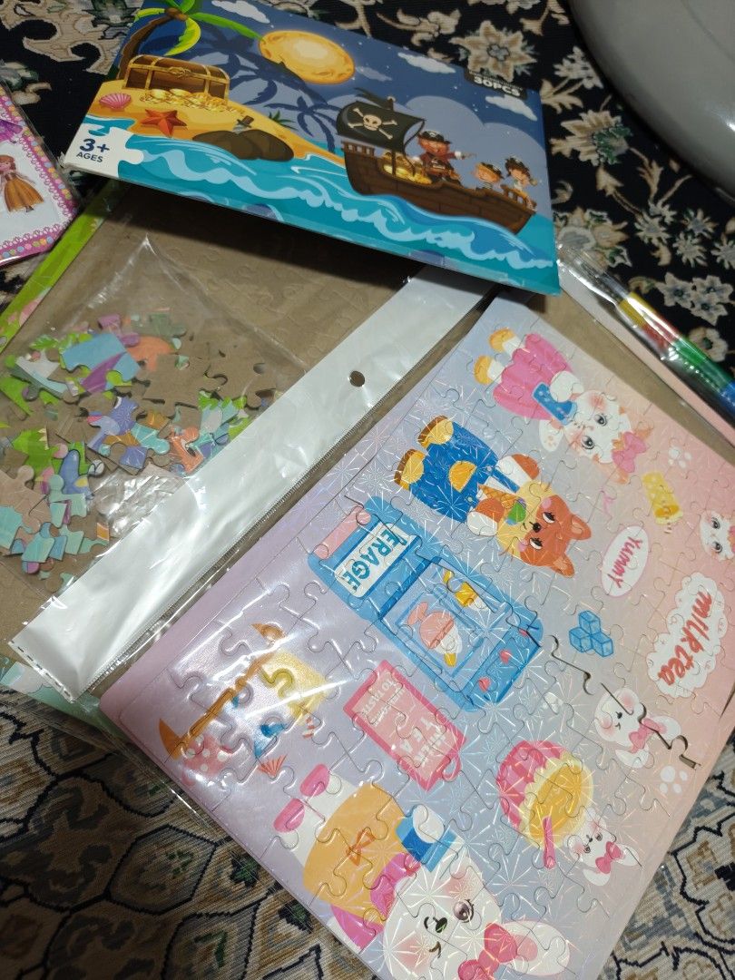 Blessing (Category: Kids Toys) located in Singapore. Submitted by fafa_manan (Listing ID 1457798381, Image 4). Description: Blessing used toys. One person to choose only 3 sets each. 1 picture is considered as 1 set. 🙏To exchange with 2 packet of baby wipes. 🙏 Only for serious takers. MIA will be blocked. Self collection at 640190. FCFS basis.