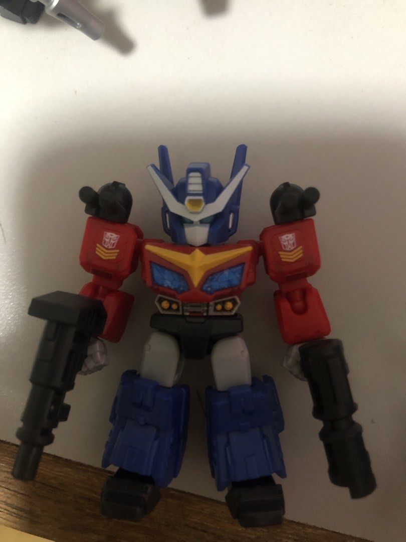 Blokees Transformers Defender version 8 regular star convoy/star optimus prime (Category: Figurines & Statues) located in Paranaque City. Submitted by average_onlineuser (Listing ID 1457869102, Image 1). Description: unscanned; built but bnew, just got today .