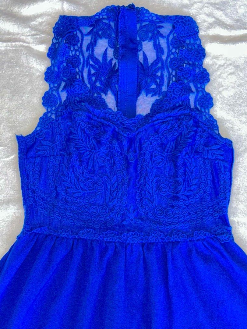 blue lacey dress (Category: Dresses) located in Las Pinas. Submitted by cccurations (Listing ID 1457869640, Image 2). Description: 🔖 blue lacey dress 🪡 length: 31” 🪡 shoulder to pit: 9.5” 🪡 bust: 28” 🪡 waist: 25” 🪡 zipper on the back! 🪡 laced on the bust area 🪡 such a pretty blue dress! 🪡 flaw/s: few marks/stains on the back 🔖 ₱300 🔖 comment “mine” to get the item! 🔖 comment “next” if you’re willing to get the item when the first mine