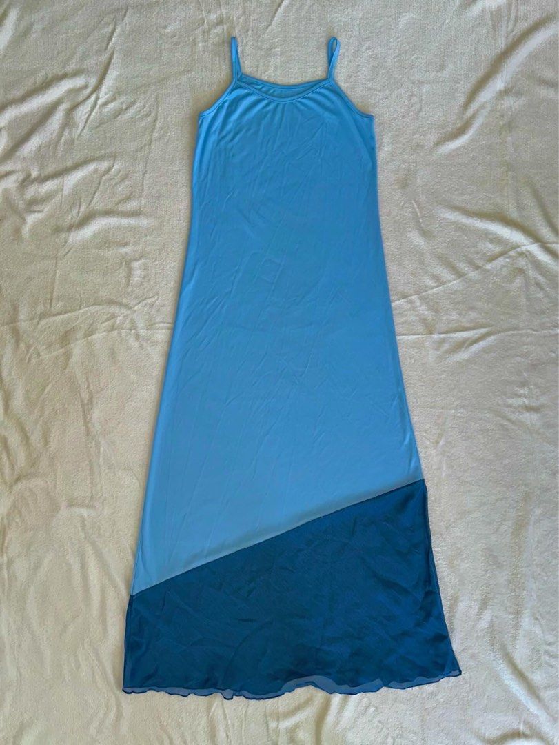 blue two toned dress (Category: Dresses) located in Las Pinas. Submitted by cccurations (Listing ID 1457868792, Image 1). Description: 🔖 blue two toned dress 🪡 length: 49” 🪡 shoulder to pit: 8” 🪡 bust: 30” 🪡 waist: 32” 🪡 soft material on top 🪡 sheer bottom (different shade of blue!) 🪡 super cute dress! 🥹 🪡 also available in pink and purple! 🔖 ₱900 🔖 comment “mine” to get the item! 🔖 comment “next” if you’re willing to get the item wh