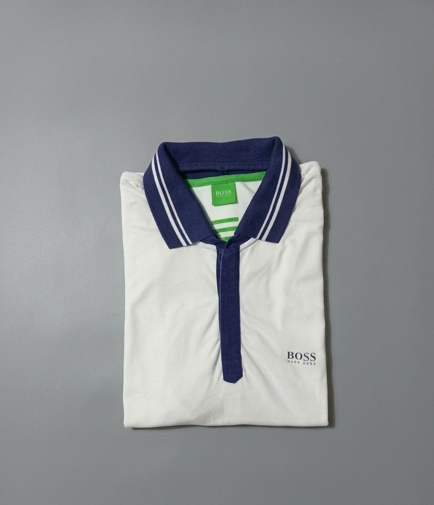 Boss Hugo (Category: Activewear) located in Sarangani. Submitted by rareeagle-0c68 (Listing ID 1457390069, Image 1). Description: size medium no issue 9.5/10 colorate.