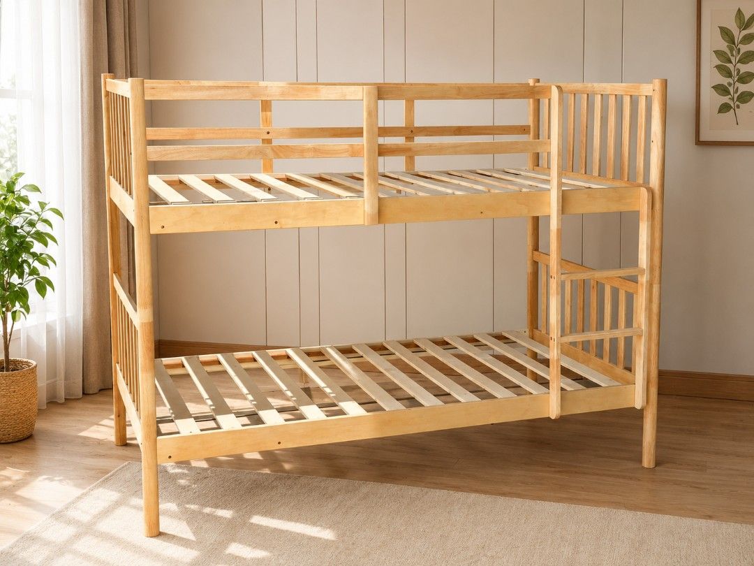 Bunk Bed (Category: Bed Frames & Mattresses) located in Muar. Submitted by andrew_90 (Listing ID 1457726335, Image 1). Description: Single size Full Solid Wood.