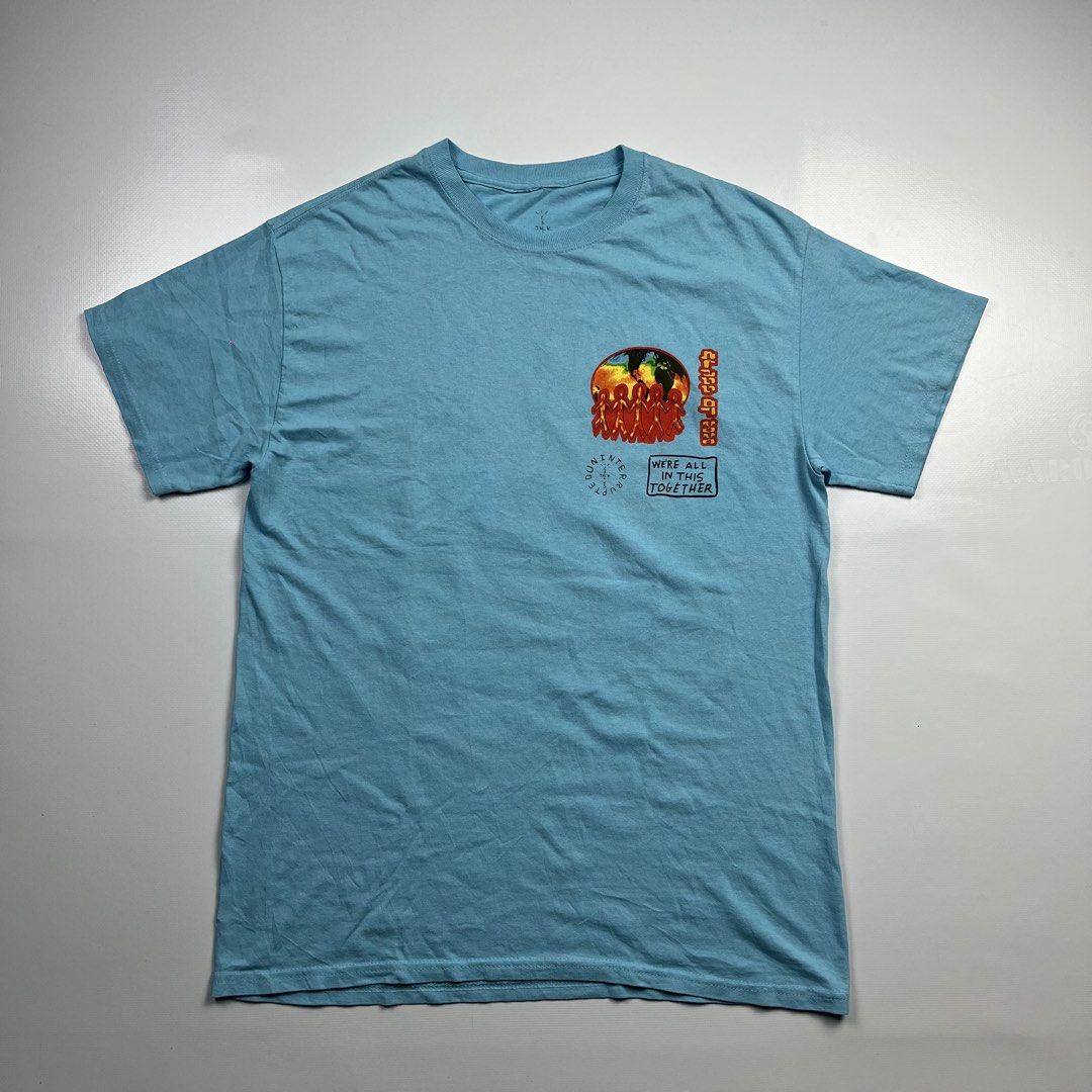 Cactus Jack (Category: Tshirts & Polo Shirts ) located in Lucena. Submitted by RAGGGGSSSS (Listing ID 1457808621, Image 1). Description: Travis Scott x Lebron James Class of 2020 Medium on Tag 28x20 Excellent Condition Authentic No issue 1000 plus shipping fee .