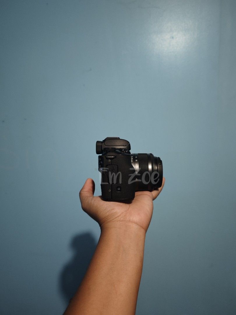 Canon EOS M50 MirrorlessCamera Flipscreen&Touchscreen with Wi-Fi (Category: Cameras) located in San Fernando. Submitted by mariechelle15 (Listing ID 1457768036, Image 3). Description: FOR SALE!! Canon EOS M50 SPECS: •24.1 Megapixel APS-C CMOS Sensor – sharp high-quality photos •DIGIC 8 Image Processor – fast performance •4K Ultra HD Video Recording •Dual Pixel CMOS Autofocus – fast & accurate focus •10 FPS Continuous Shooting – great for action s