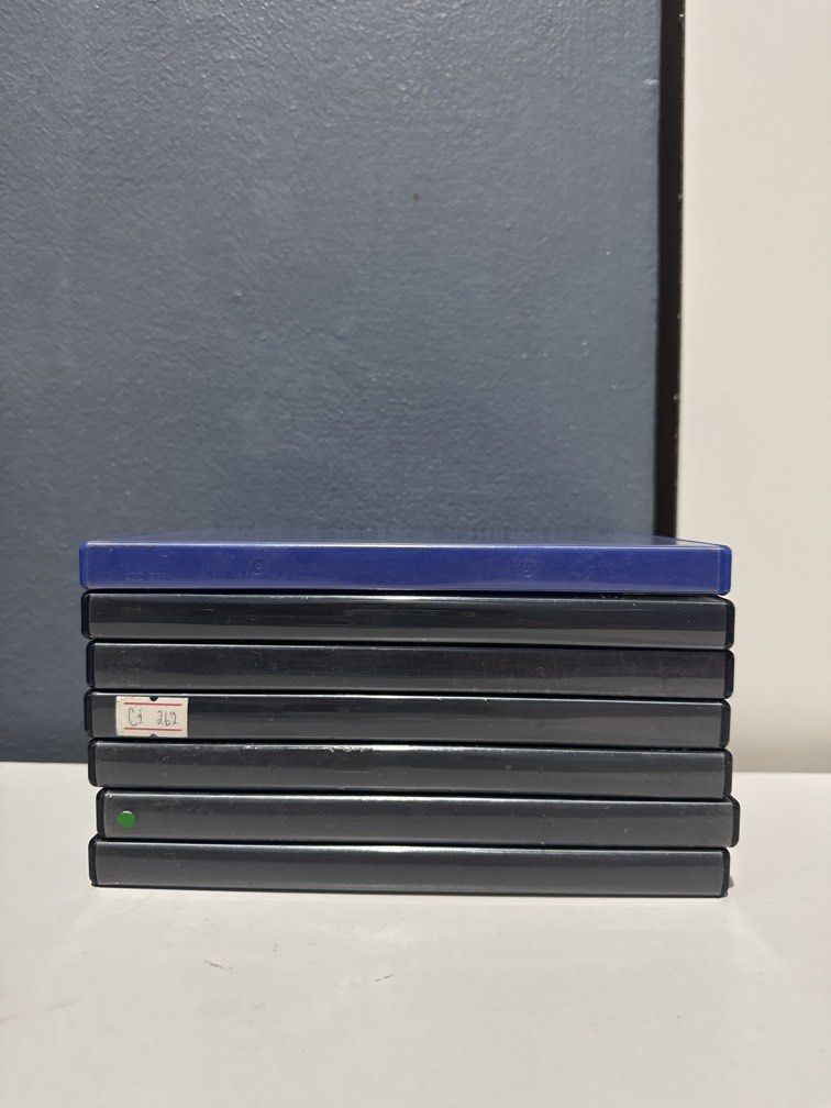Casing disc ps2 original (Category: Cases & Covers) located in Tanjong Karang. Submitted by _mfitrii_ (Listing ID 1457808321, Image 1). Description: - casing disc ps2 original - jual semua sekali - pickup atau pos.