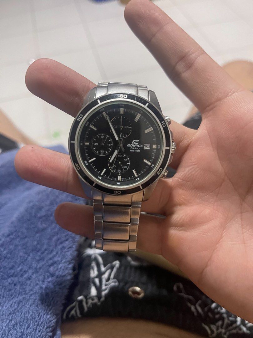 Casio Edifice & Seiko 5 Automatic Watches (Category: Men's Watches) located in Caloocan City. Submitted by kuhleenveronica (Listing ID 1457810215, Image 3). Description: - Casio Edifice Chronograph: Black dial, 100m water resistant, stainless steel bracelet. 4500 - Seiko 5 Automatic: Two-tone, gold dial, stainless steel bracelet. - Ideal for daily wear or adding to your collection. 5500 Take both for 9k.