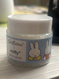 （分類：）位於 。 由 miffyboris 提交（商品編號 1457877545，圖片 1）。簡介： 。