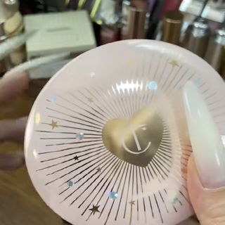 （分類：）位於 。 由 fonghiu69 提交（商品編號 1457889279，圖片 1）。簡介： 。