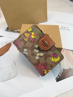 （分類：）位於 。 由 bellezza. 提交（商品編號 1457784357，圖片 1）。簡介： 。