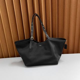 （分類：）位於 。 由 bellezza. 提交（商品編號 1457753935，圖片 1）。簡介： 。