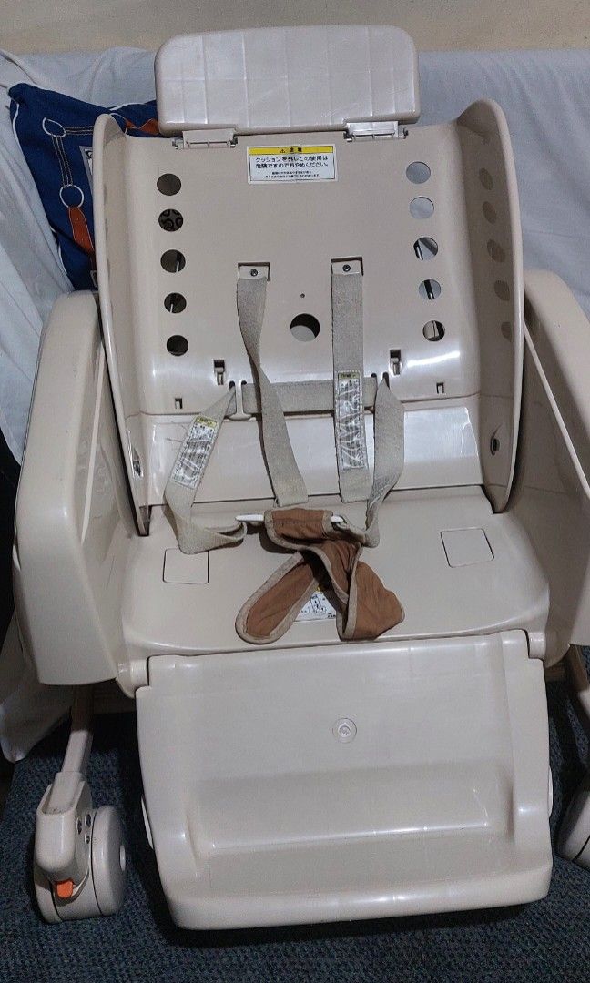 Combi High Chair Rocker (Category: Baby High Chairs) located in Calamba. Submitted by myhomeshop_ph (Listing ID 1457769914, Image 3). Description: Available 2 colors white amd beige . Can be use as high chair for feeding (feeding tray no longer available) Can be use as rocking chair for sleeping Foldable , adjustable height. Heavy duty material , Japan. Calamba Laguna Prefered pick up..