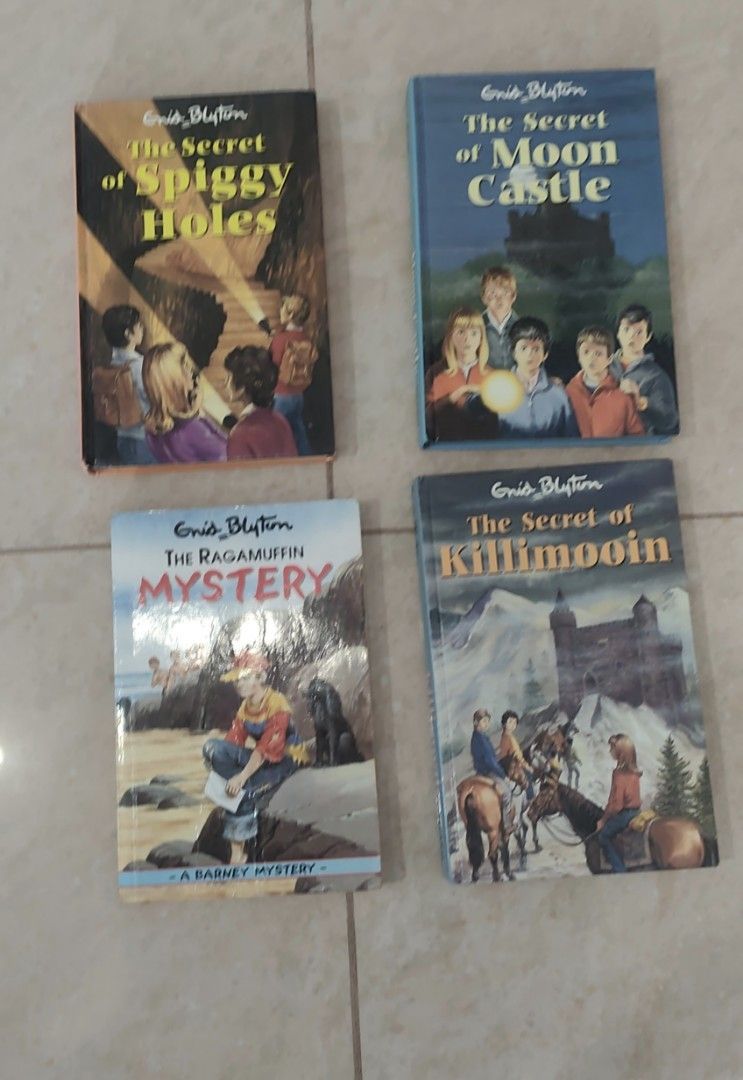Comic books (Category: Comics & Manga) located in Singapore. Submitted by bravebird-e588 (Listing ID 1457783813, Image 1). Description: - Set of 4 Enid Blyton paperback books - Titles: The Secret of Spiggy Holes, The Secret of Moon Castle, The Ragamuffin Mystery, The Secret of Killimoon - Genre: Mystery and Adventure - Ideal for young readers - Classic stories 4 books for $10.00 can buy alacart.