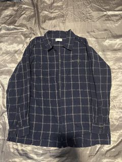(Category: ) located in . Submitted by clearingwardrobe24 (Listing ID 1457878315, Image 1). Description: .